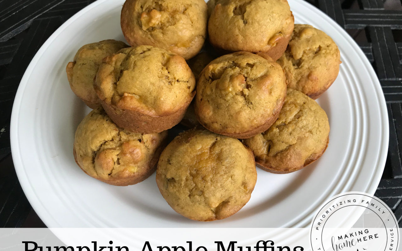 pumpkin apple muffins, fall muffins, muffin recipes, muffin recipe, pumpkin muffin recipe, apple muffin recipe, baking for fall