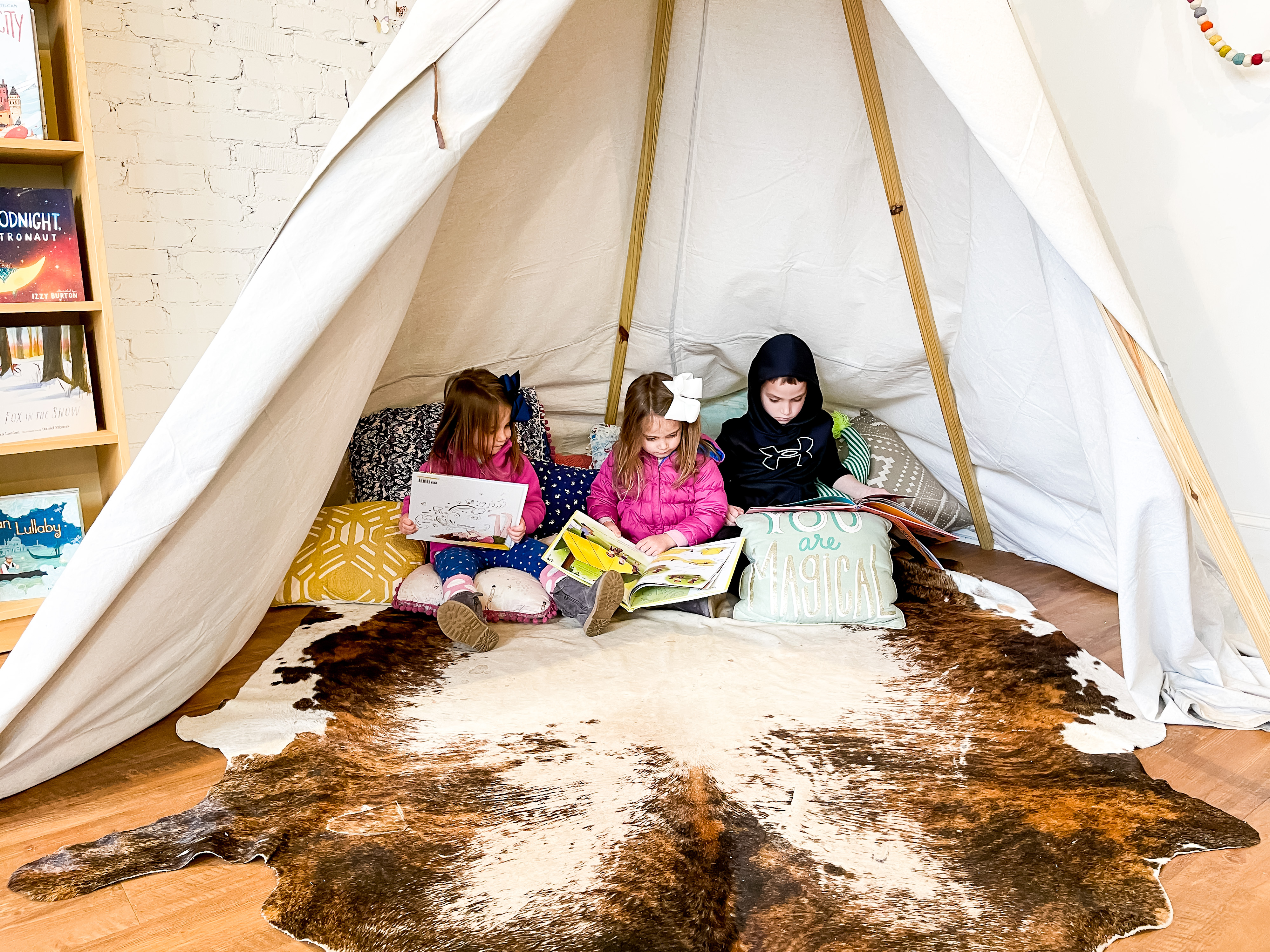 visit the story shop, the story shop, downtown Monroe, Monroe GA